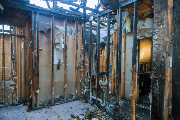 Professional Fire Board Up technician working in Edgewater, NJ